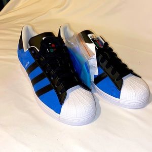 Adidas Superstar Sneakers